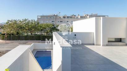 New Build - Townhouse -
Daya Nueva