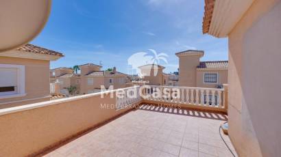 Segunda mano - Adosado -
Orihuela Costa - Los Altos