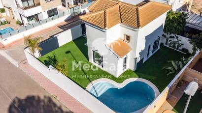 Obra nueva - Villa -
Orihuela Costa
