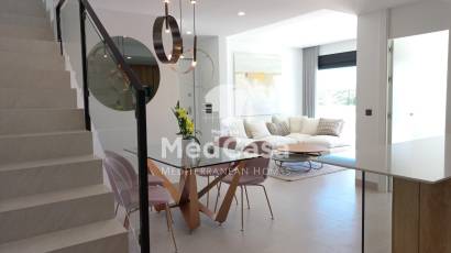 Obra nueva - Villa -
Benijofar