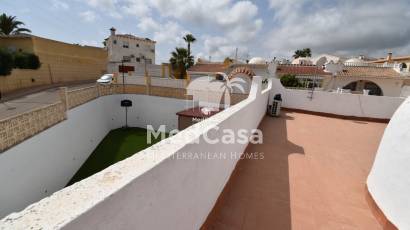 Resale - Townhouse -
Orihuela Costa - Villamartín