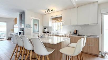 Resale - Villa -
Orihuela Costa - Villamartín