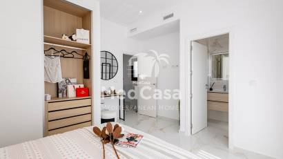 Obra nueva - Villa -
Polop de La Marina