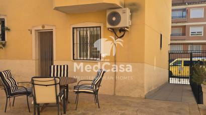 Wiederverkauf - Erdgeschosswohnung -
Formentera del Segura