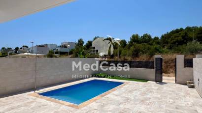 Obra nueva - Semi pareado -
Polop de La Marina