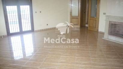 Obra nueva - Villa -
Torrevieja