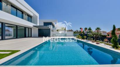 Obra nueva - Villa -
Finestrat