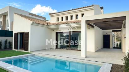 Obra nueva - Villa -
Golf La Finca