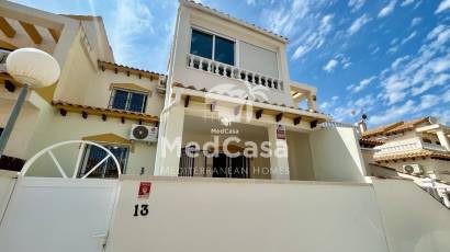 Segunda mano - Adosado -
Orihuela Costa - Urbanización Perla del Mar