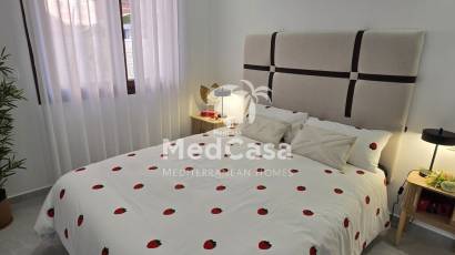 Neubau - Doppelhaushälfte -
Golf Vistabella