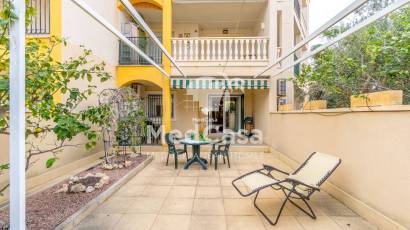 Resale - Ground floor apartment -
Orihuela Costa - Campoamor
