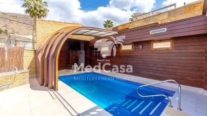 Resale - Villa -
La Aparecida - Orihuela