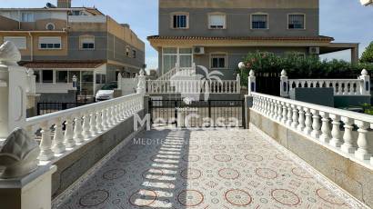 Resale - Townhouse -
Orihuela Costa - Playa Flamenca