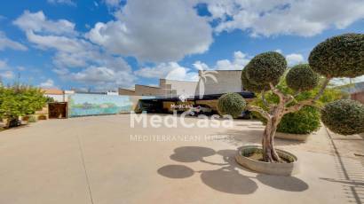 Resale - Villa -
Orihuela Costa - Hurchillo