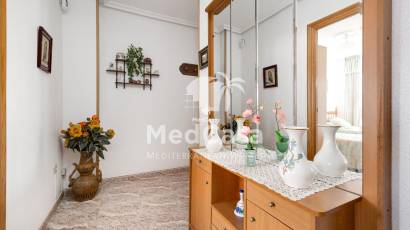 Resale - Apartment -
Guardamar del Segura - CENTRO