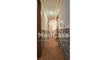 Resale - Ground floor apartment -
Formentera del Segura