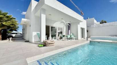 Neubau - Villa -
Benijofar