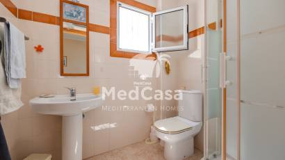 Resale - Semi detached  -
Torrevieja - Nueva Torrevieja - Aguas Nuevas