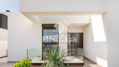 Neubau - Villa -
Golf La Finca