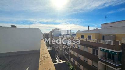 Resale - Penthouse -
Torrevieja - Centro