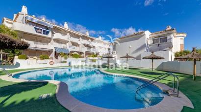 Resale - Apartment -
Orihuela Costa - Campoamor