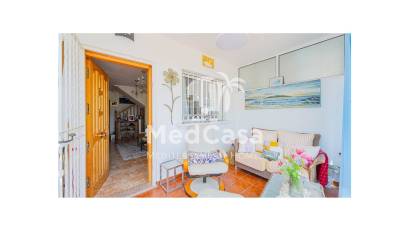 Wiederverkauf - Eckreihenhaus -
Orihuela Costa - Punta Prima
