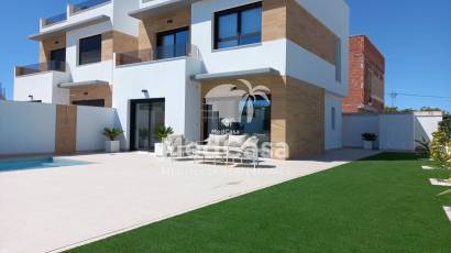 Obra nueva - Villa -
Benijofar