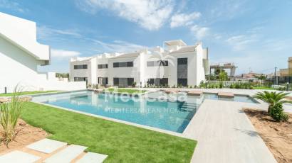 Neubau - Erdgeschosswohnung -
Torrevieja