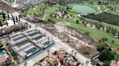 Obra nueva - Villa -
Golf La Finca