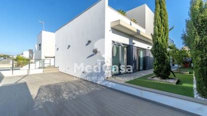 Segunda mano - Villa -
Orihuela Costa - Agua Marina