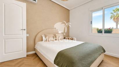 Wiederverkauf - Semi -
Orihuela Costa - Punta Prima
