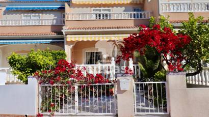 Resale - Townhouse -
Ciudad Quesada - Doña Pepa