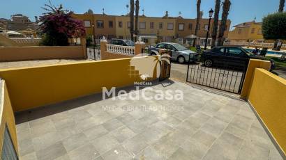Resale - Townhouse -
Orihuela Costa - La Regia