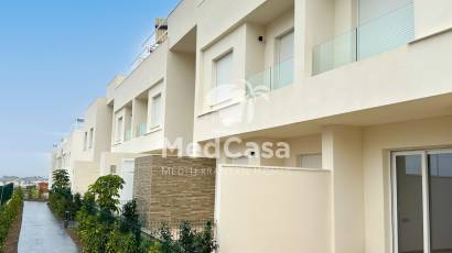 Neubau - Penthousewohnung -
Golf La Finca