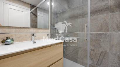 Resale - Apartment -
Orihuela Costa - Campoamor