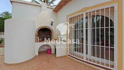 Resale - Villa -
Moraira - Cometa