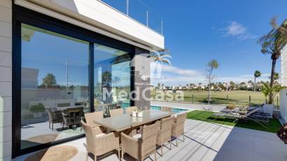 Obra nueva - Villa -
Pilar de la Horadada