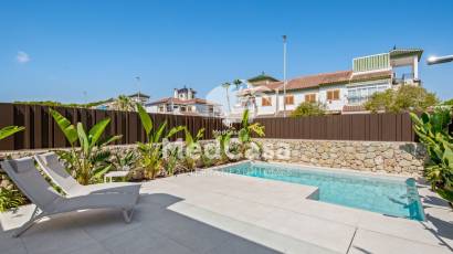 Neubau - Villa -
Mil Palmeras