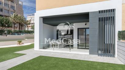 Obra nueva - Apartamento planta baja -
Torrevieja