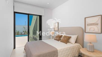 Obra nueva - Villa -
Los Alcázares