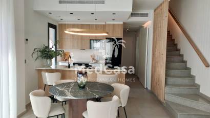 Obra nueva - Villa -
Golf Roda Golf