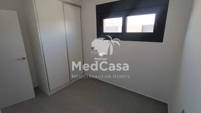 Neubau - Villa -
Daya Nueva