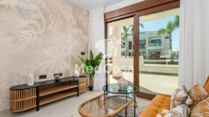 Obra nueva - Apartamento planta baja -
Torrevieja