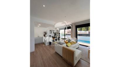 Obra nueva - Villa -
Roldan