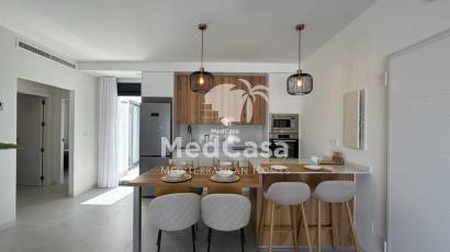 Neubau - Villa -
Roldan