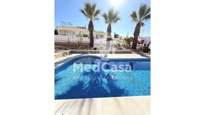 Resale - Townhouse -
Ciudad Quesada - La Fiesta