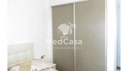Segunda mano - Apartamento planta baja -
Torrevieja
