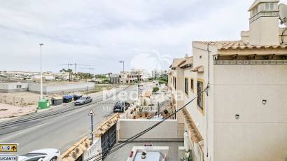 Segunda mano - Adosado -
Orihuela Costa