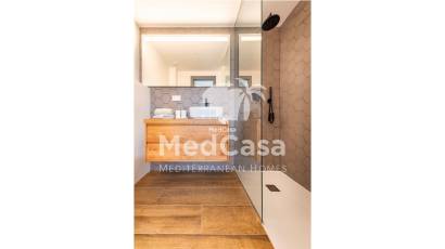 Obra nueva - Apartamento -
Benitachell