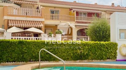 Resale - Townhouse -
Ciudad Quesada - Doña Pepa